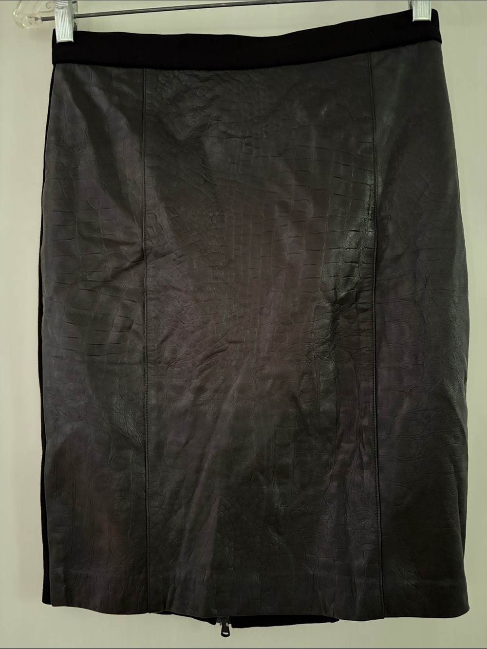Club Monaco Black Lamb Leather Croc-Embossed and jersey knit back Pencil Skirt